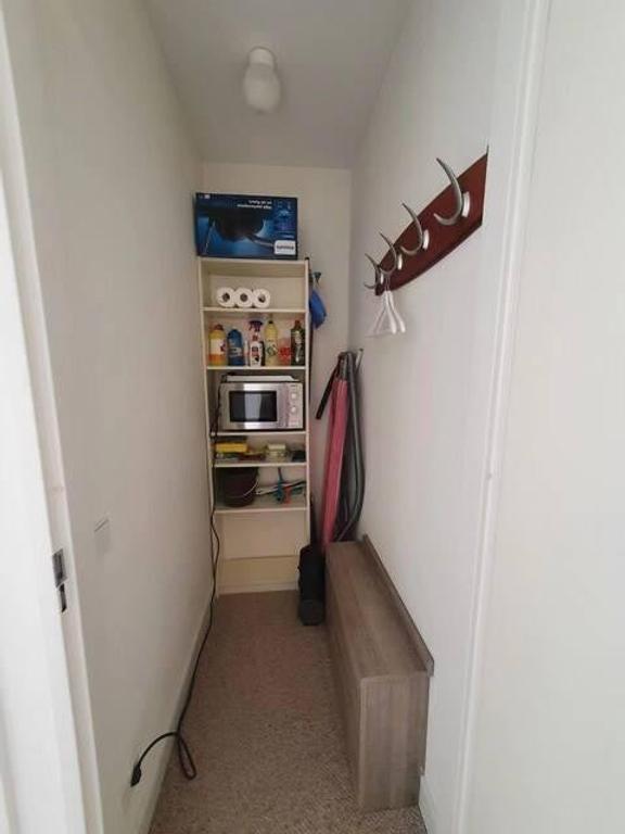 Furnished loft with balcony in Delft - Image 3