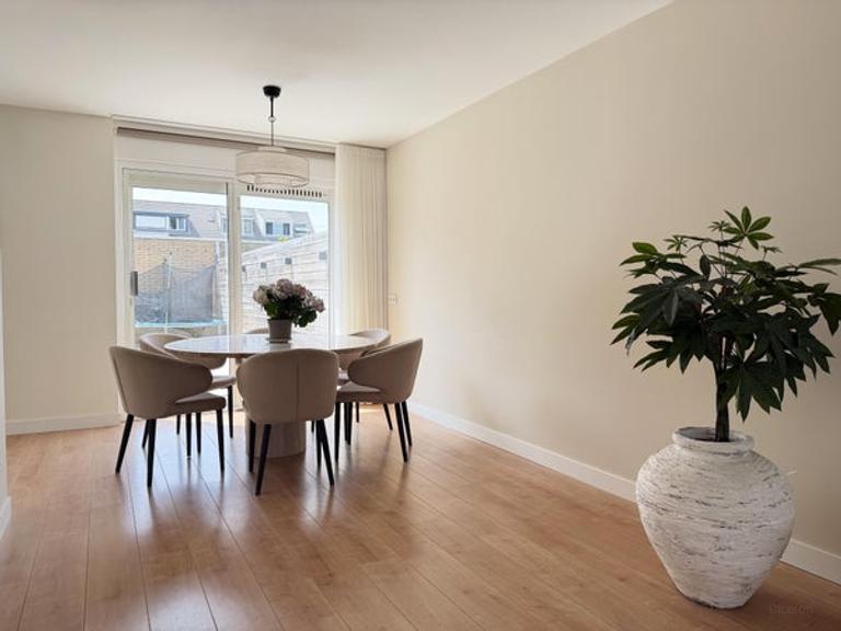 Ruime gezinswoning met tuin in De Aker - Afbeelding 7