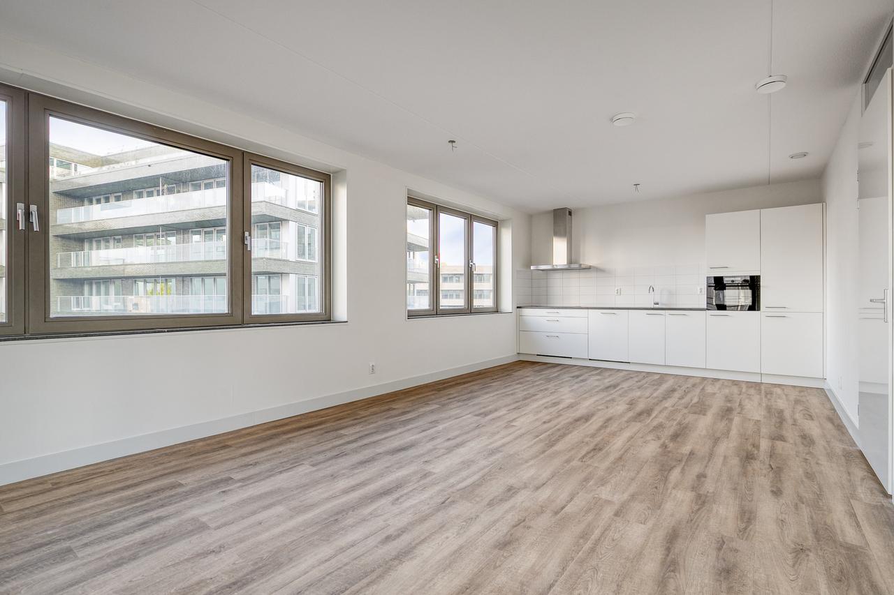 3-kamerappartement met groot balkon - Afbeelding 1