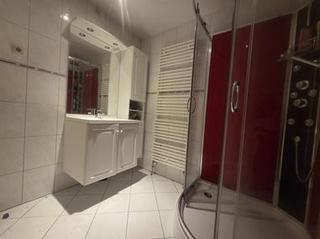 Licht loft-appartement met dakterras in Meerssen - Afbeelding 8