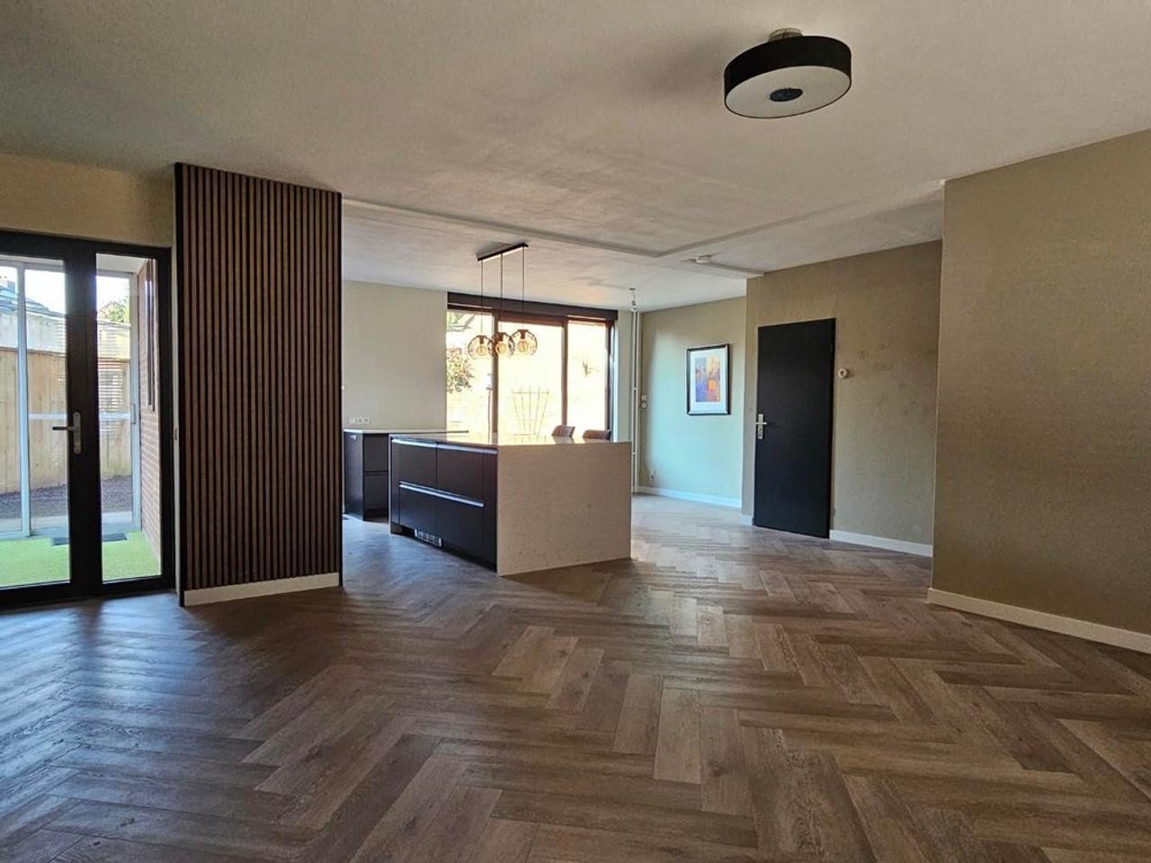 4 bedrooms and 2 bathrooms in De Blaak - Image 4