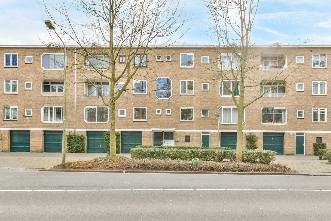 Gemeubileerd 4-kamer appartement van 92 m2 naast Stadshart - Afbeelding 1