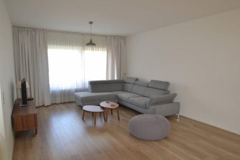 Gemeubileerd 3-slaapkamerappartement met parking - Afbeelding 3
