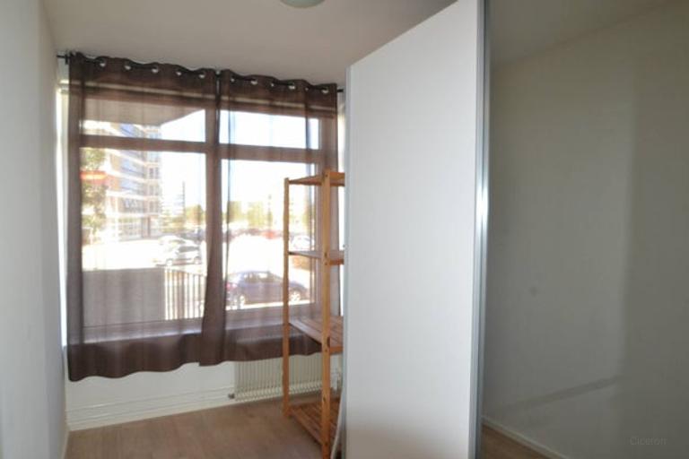 Gemeubileerd 3-slaapkamerappartement met parking - Afbeelding 6