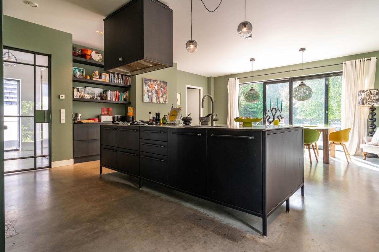 Groot appartement (256m2) aan de Bloemcamplaan - Afbeelding 13