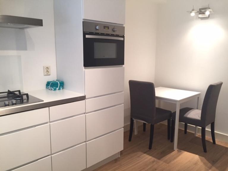 Gemeubileerd 3-kamerappartement met balkon - Afbeelding 7