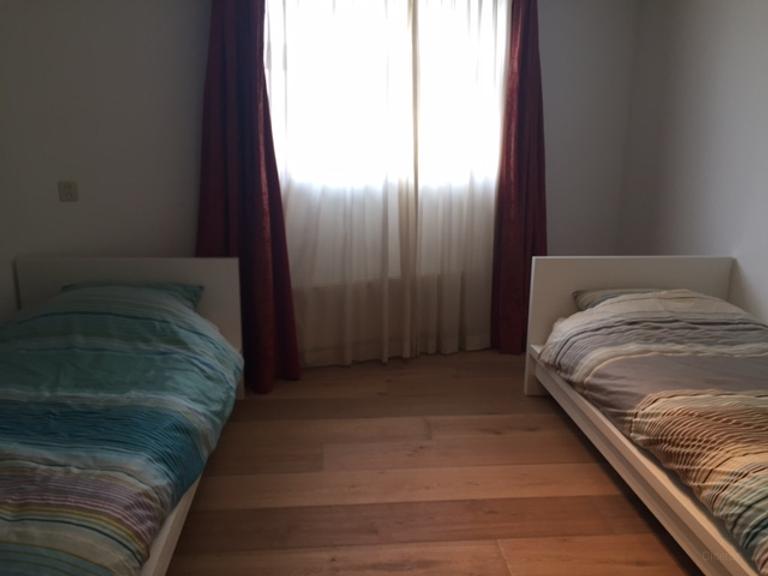 Gemeubileerd 3-kamerappartement met balkon - Afbeelding 10
