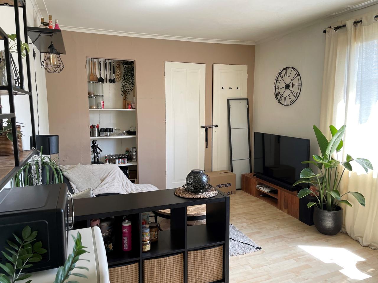 Student room of 25 m2 in Helpman - Image 2