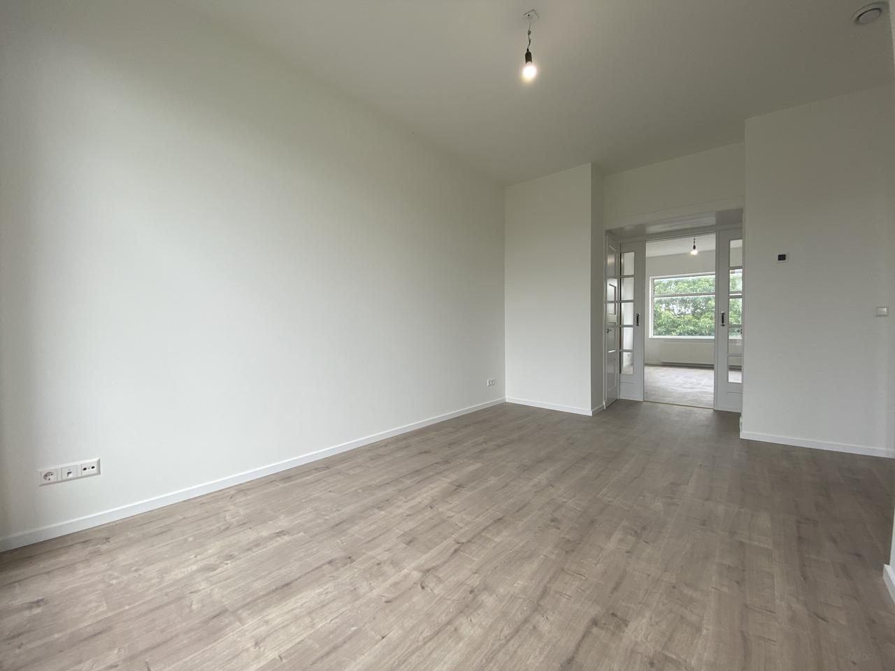 100 m² dubbelbovenhuis aan het water - Afbeelding 3