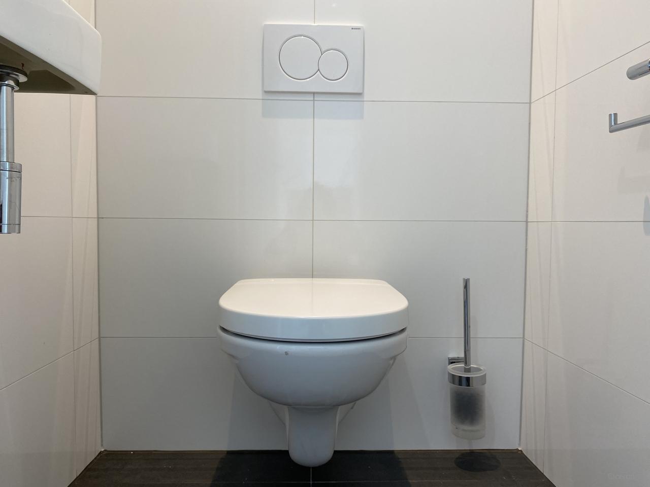 100 m² dubbelbovenhuis aan het water - Afbeelding 8