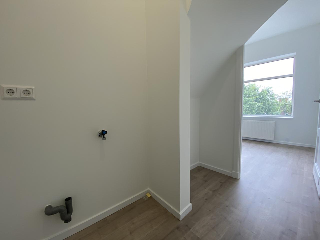 100 m² dubbelbovenhuis aan het water - Afbeelding 19