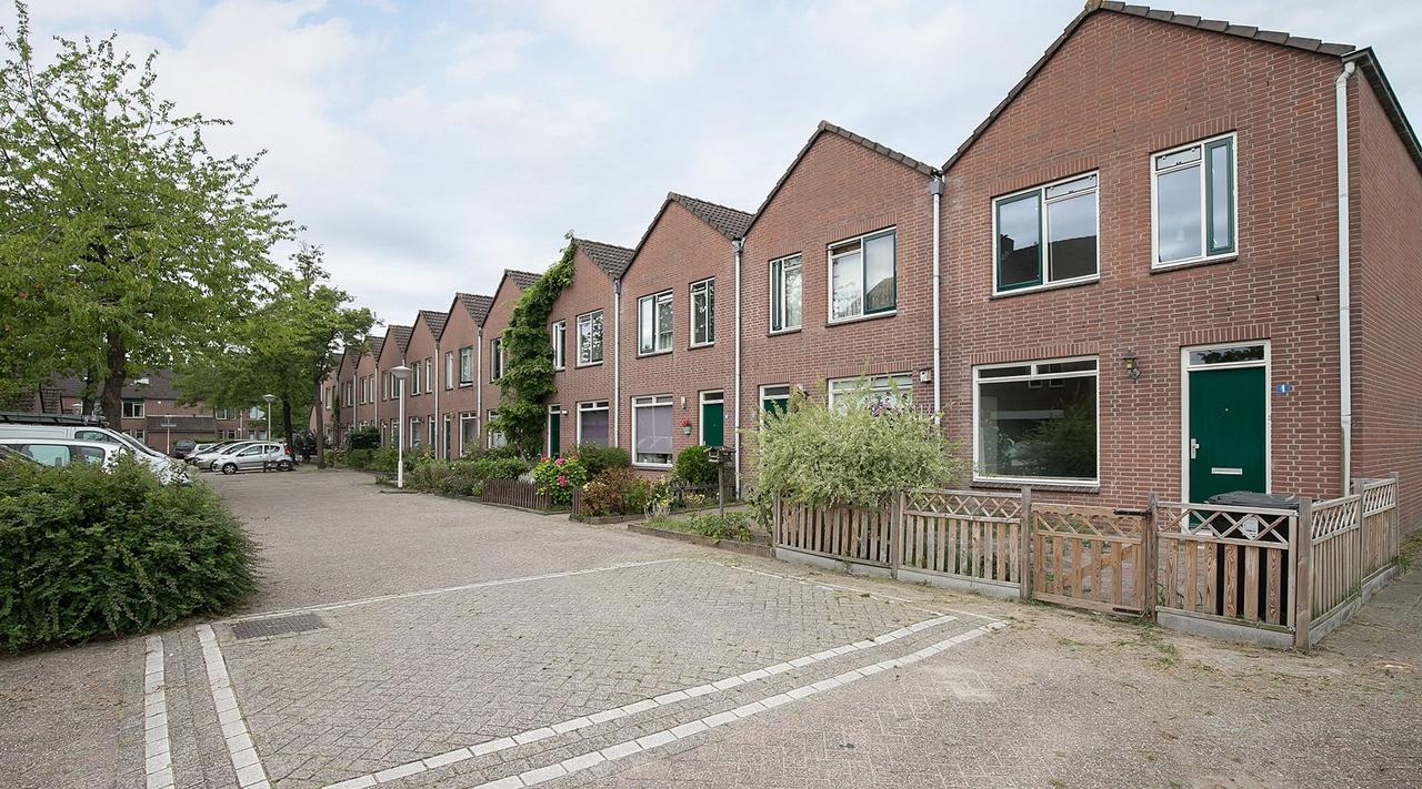 108 m² huis met tuin in Strokenbuurt - Afbeelding 2