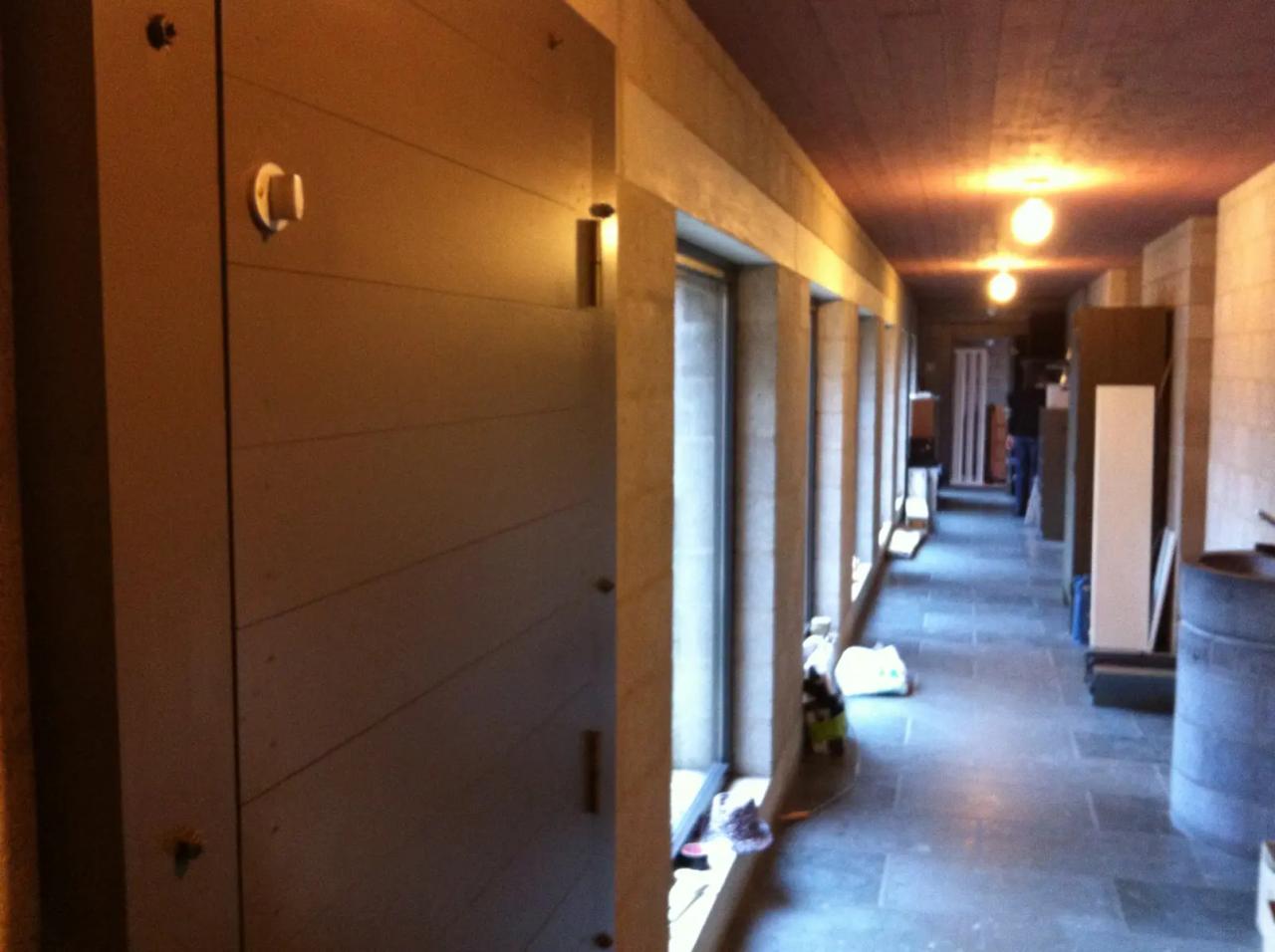 Monumentaal woonhuis met carport - Afbeelding 9