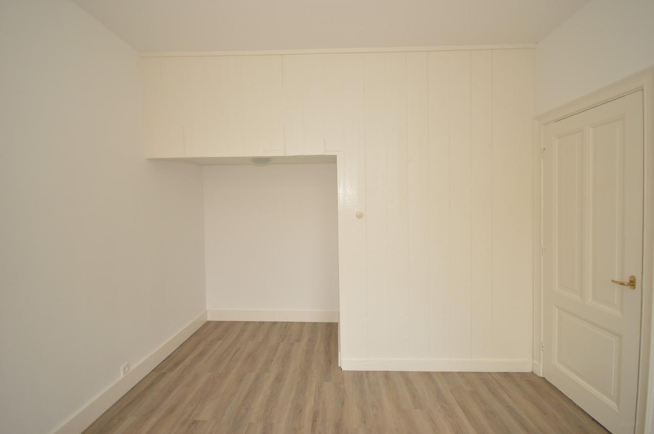 3-slaapkamer bovenwoning in centrum - Afbeelding 14