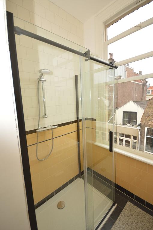 3-slaapkamer bovenwoning in centrum - Afbeelding 16