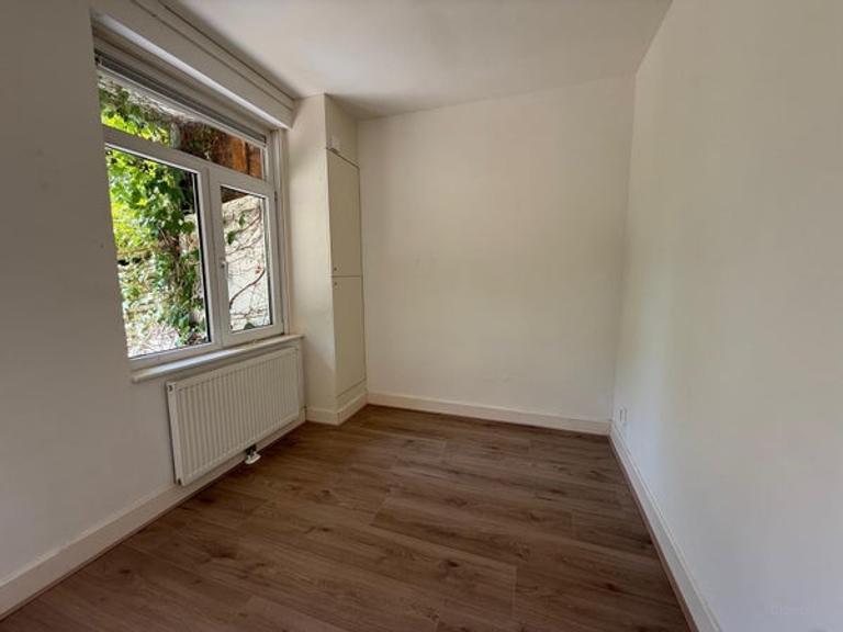 2-slaapkamerappartement met tuin in West - Afbeelding 7