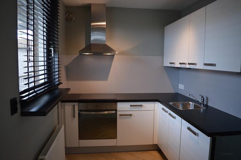 Gemeubileerd 3-kamerappartement centrum - Afbeelding 6