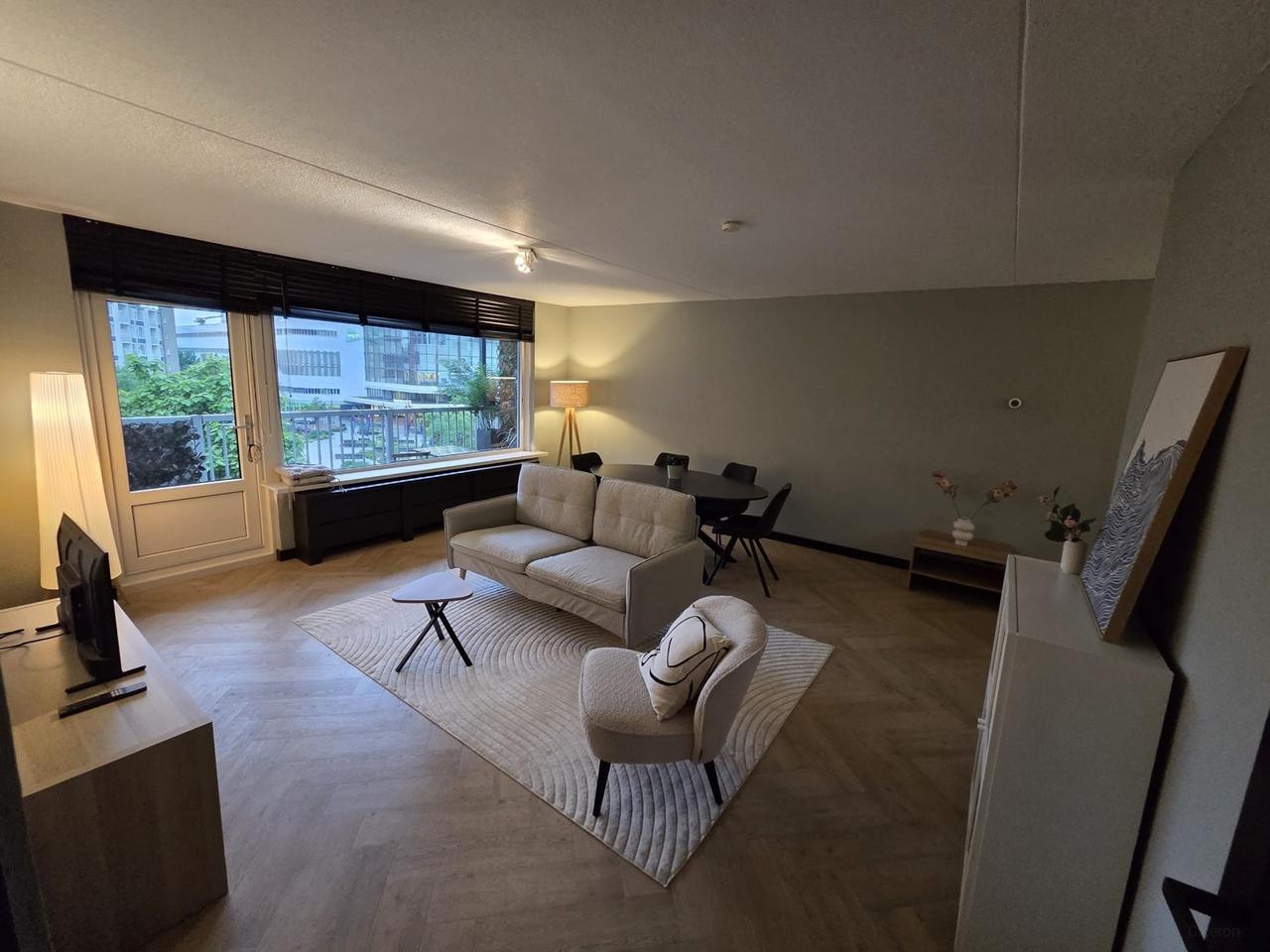 Gemeubileerd 3-kamerappartement centrum - Afbeelding 8