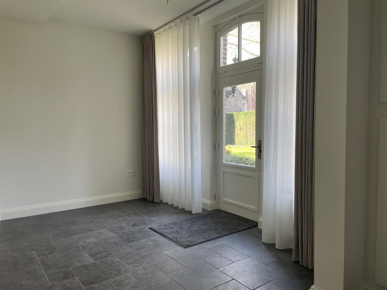 Living in a former chapel - Image 7