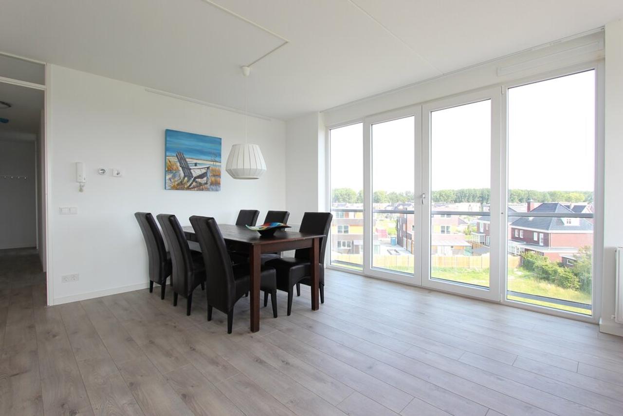 Furnished 3-room apartment with balcony - Image 5