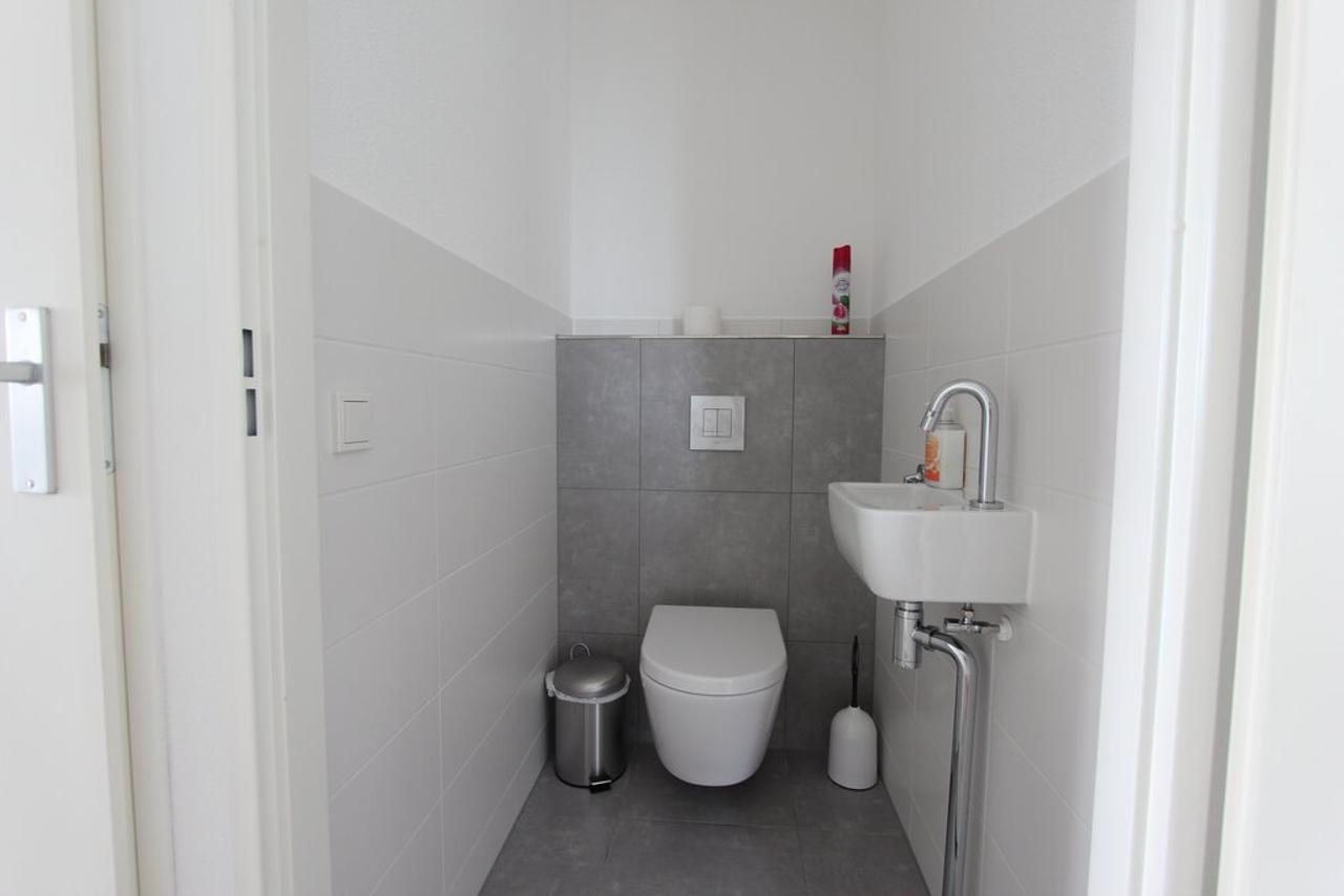 Furnished 3-room apartment with balcony - Image 16