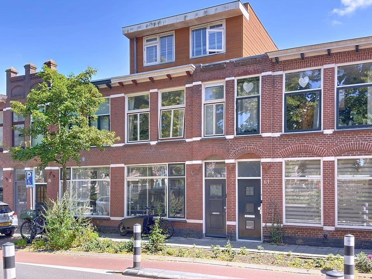 Gemeubileerd familiehuis met tuin - Afbeelding 1