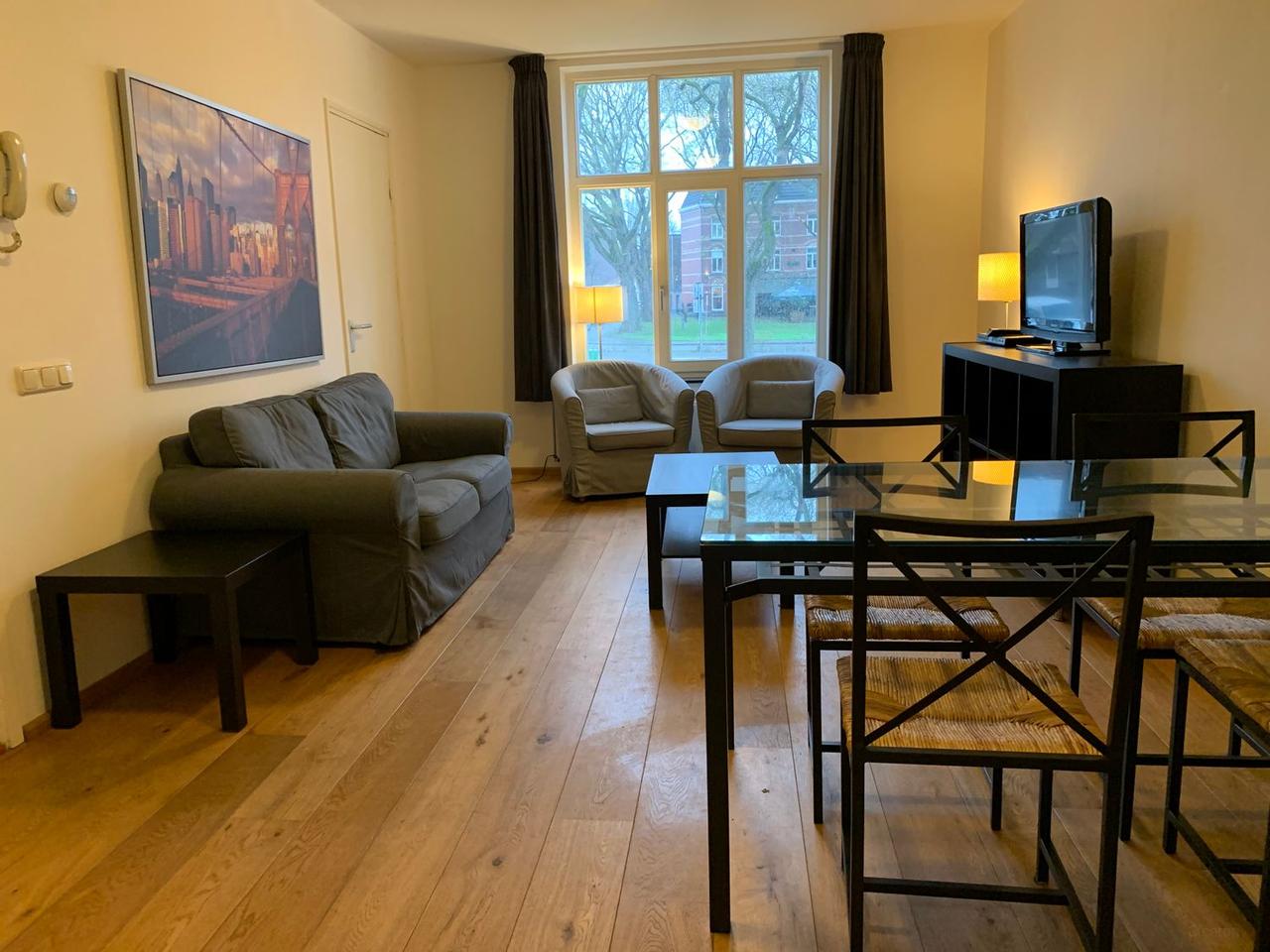 Gemeubileerd 2-slaapkamerappartement - Afbeelding 3