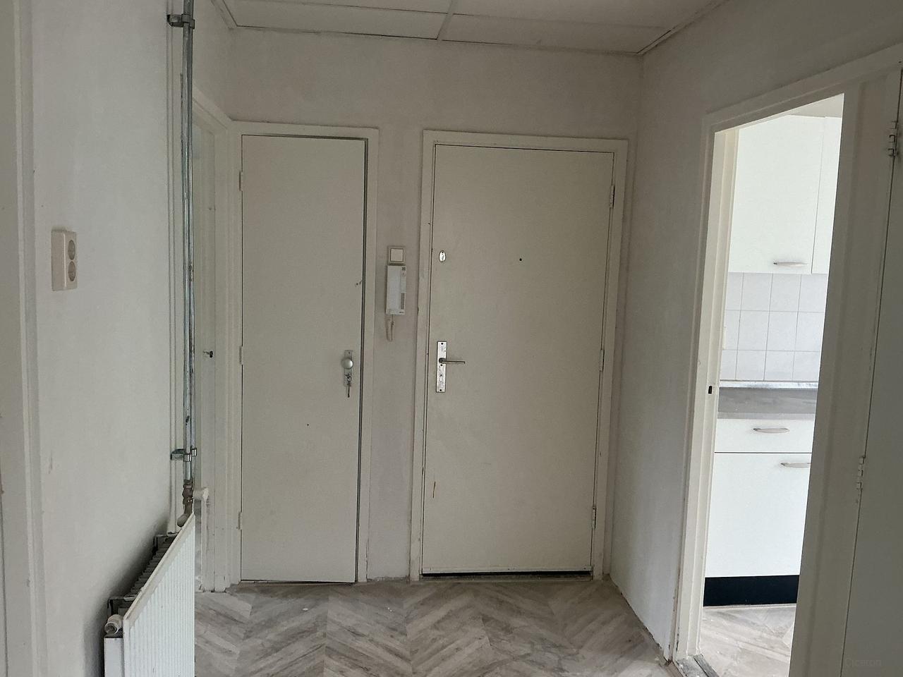80 m² met balkon in Buitenveldert - Afbeelding 5