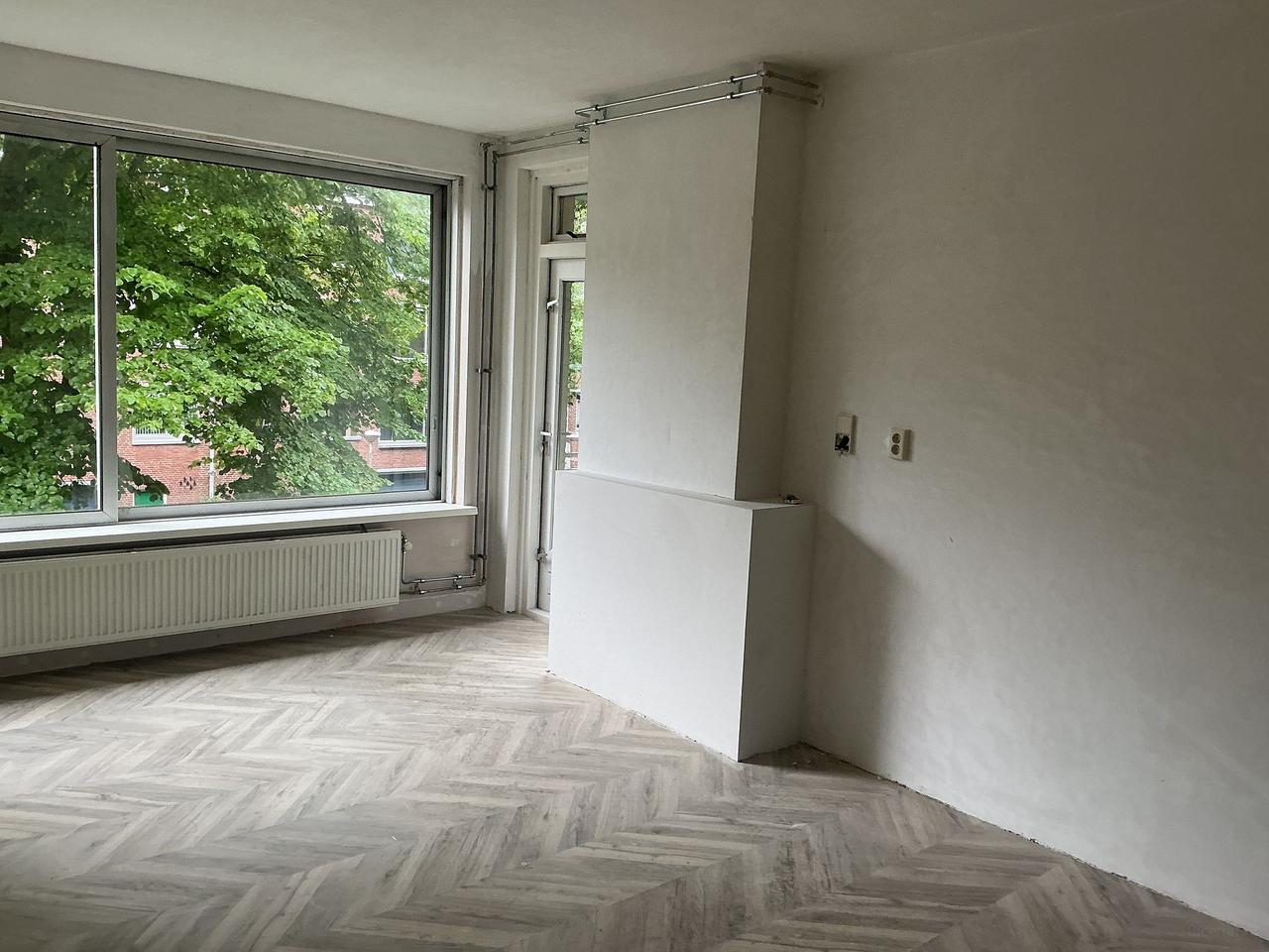 80 m² met balkon in Buitenveldert - Afbeelding 9