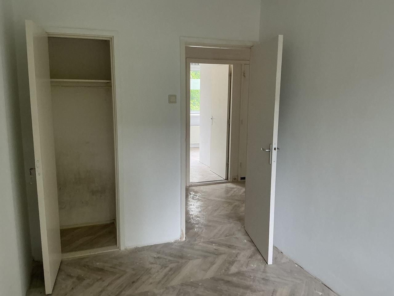 80 m² met balkon in Buitenveldert - Afbeelding 12