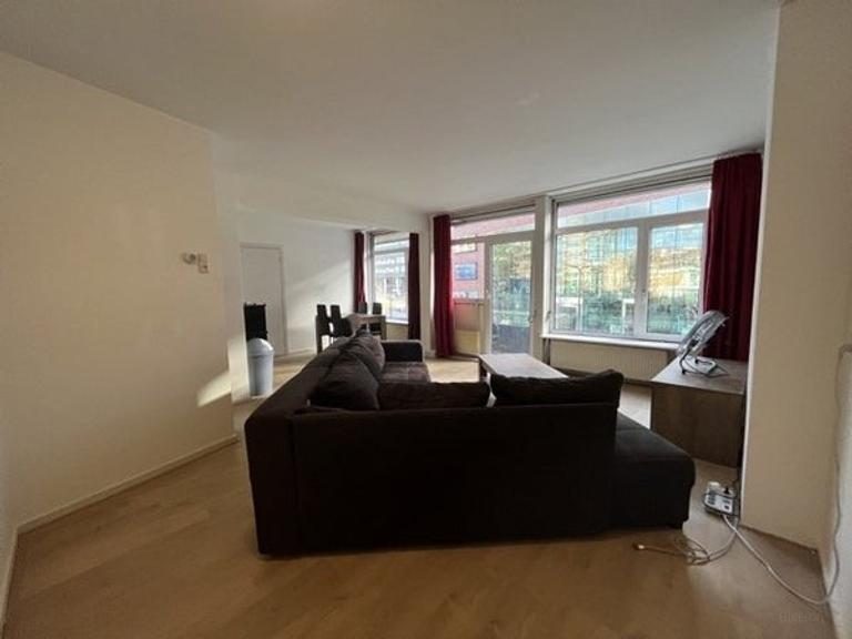 Gemeubileerd appartement met balkon - Afbeelding 4