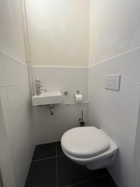 Gemeubileerd appartement met balkon - Afbeelding 13