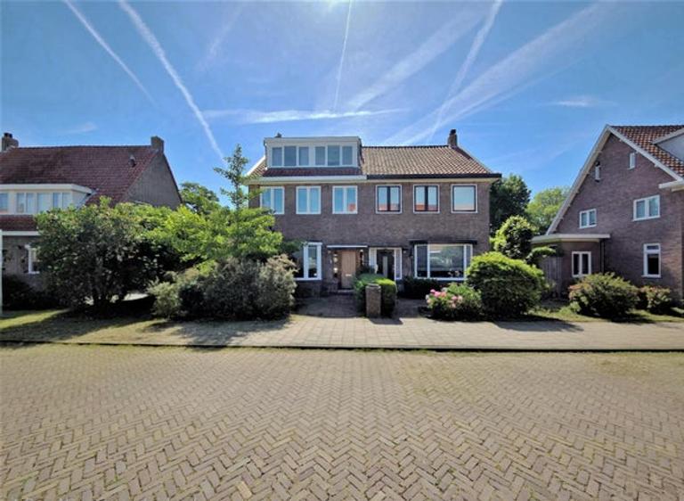 Jaren 30 huis met 6 kamers en tuin - Afbeelding 2