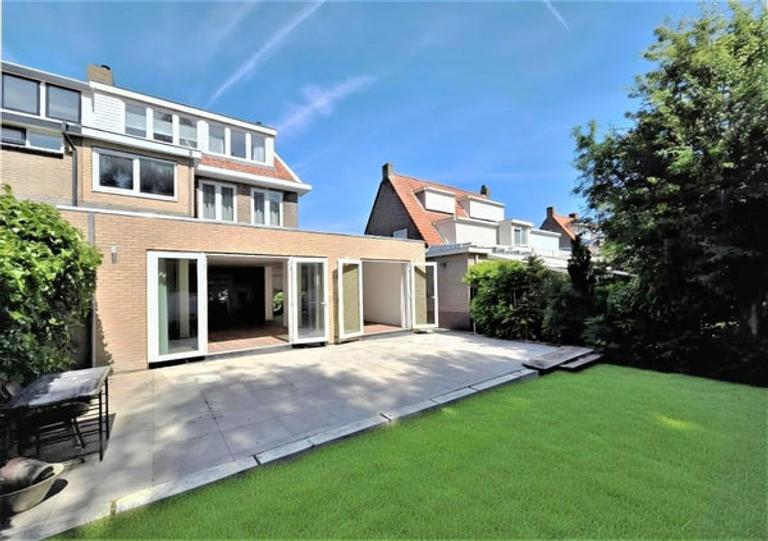 Jaren 30 huis met 6 kamers en tuin - Afbeelding 22
