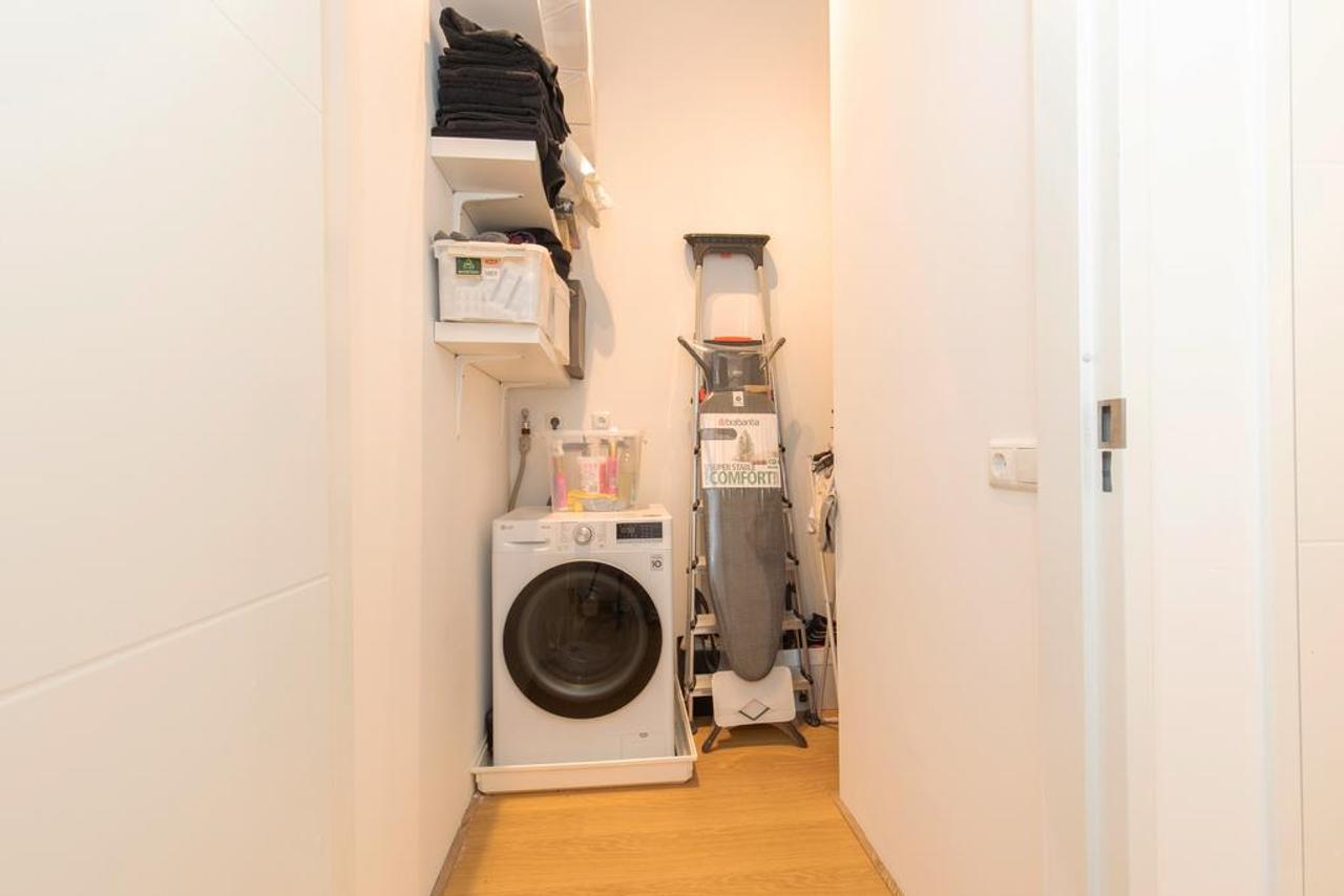 Gemeubileerd appartement met terras - Afbeelding 16