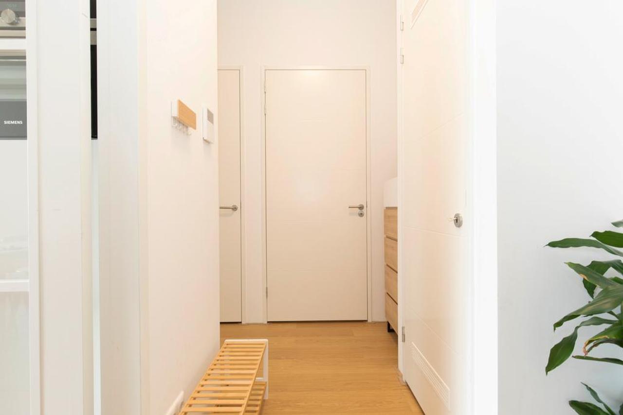 Gemeubileerd appartement met terras - Afbeelding 18