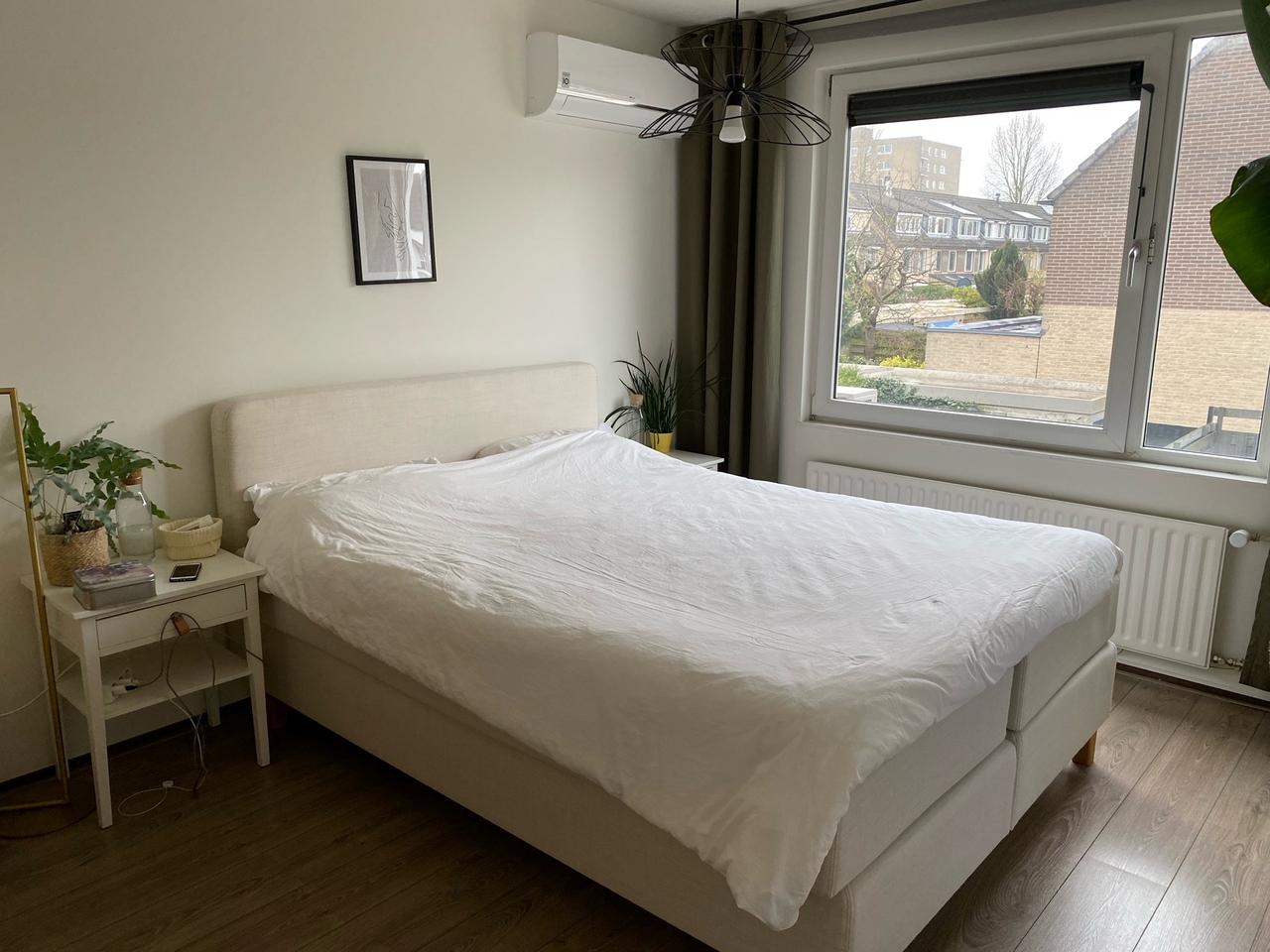 Furnished 5-bedroom family home - Image 6