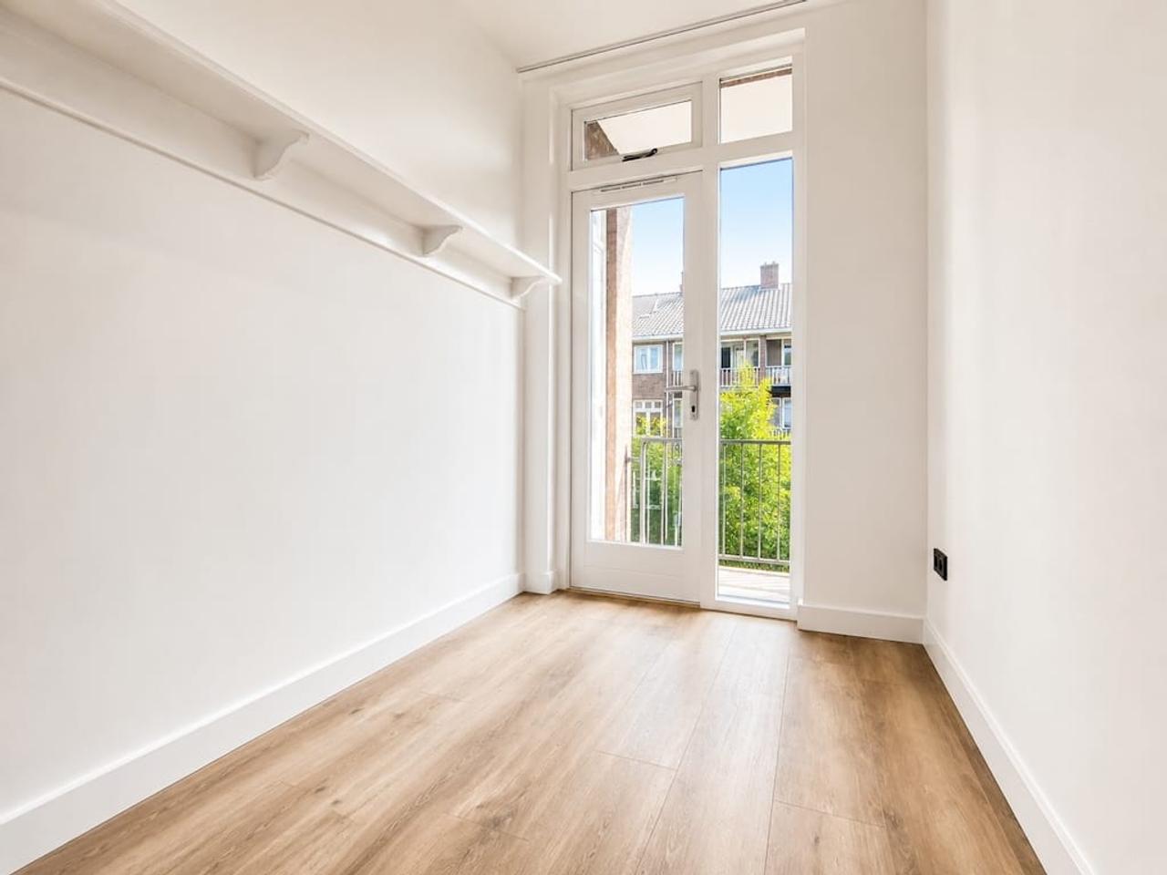 110 m² appartement met 3 slaapkamers - Afbeelding 9