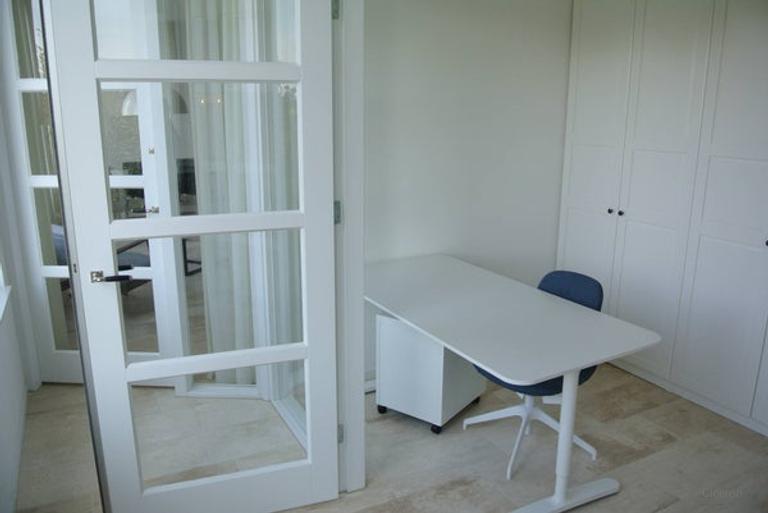 Gemeubileerd appartement met vloerverwarming - Afbeelding 13