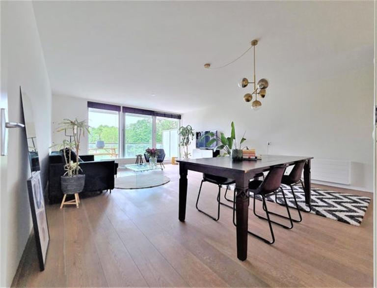 92 m2 wonen met zonnig balkon in Osdorp - Afbeelding 2