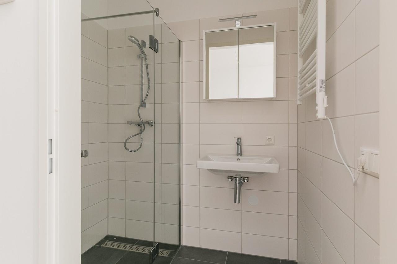 65 m² studio met balkon op Strijp-S - Afbeelding 8