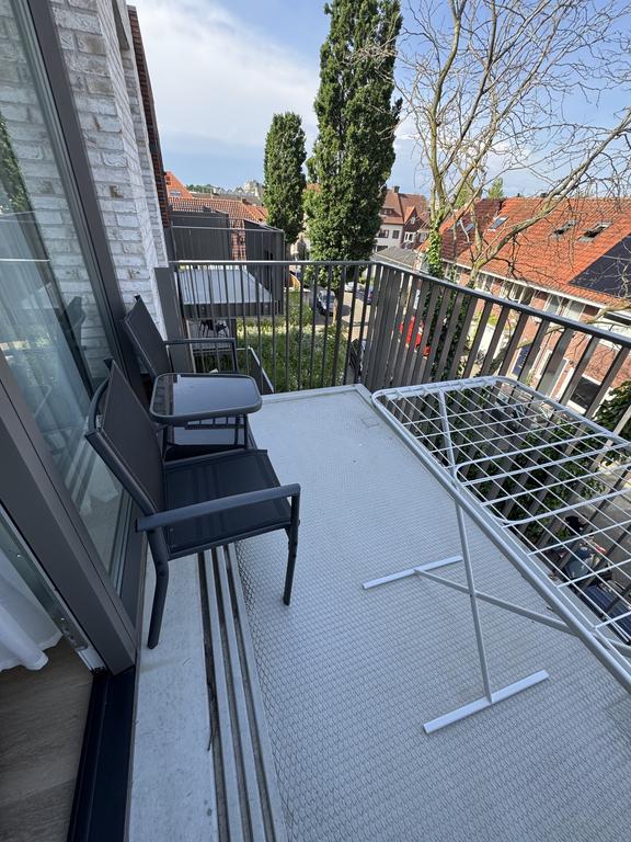 1-bedroom apartment with balcony in Bloemenplein - Image 7