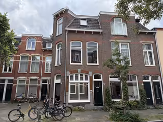 Studio met eigen balkon in Oosterpoort