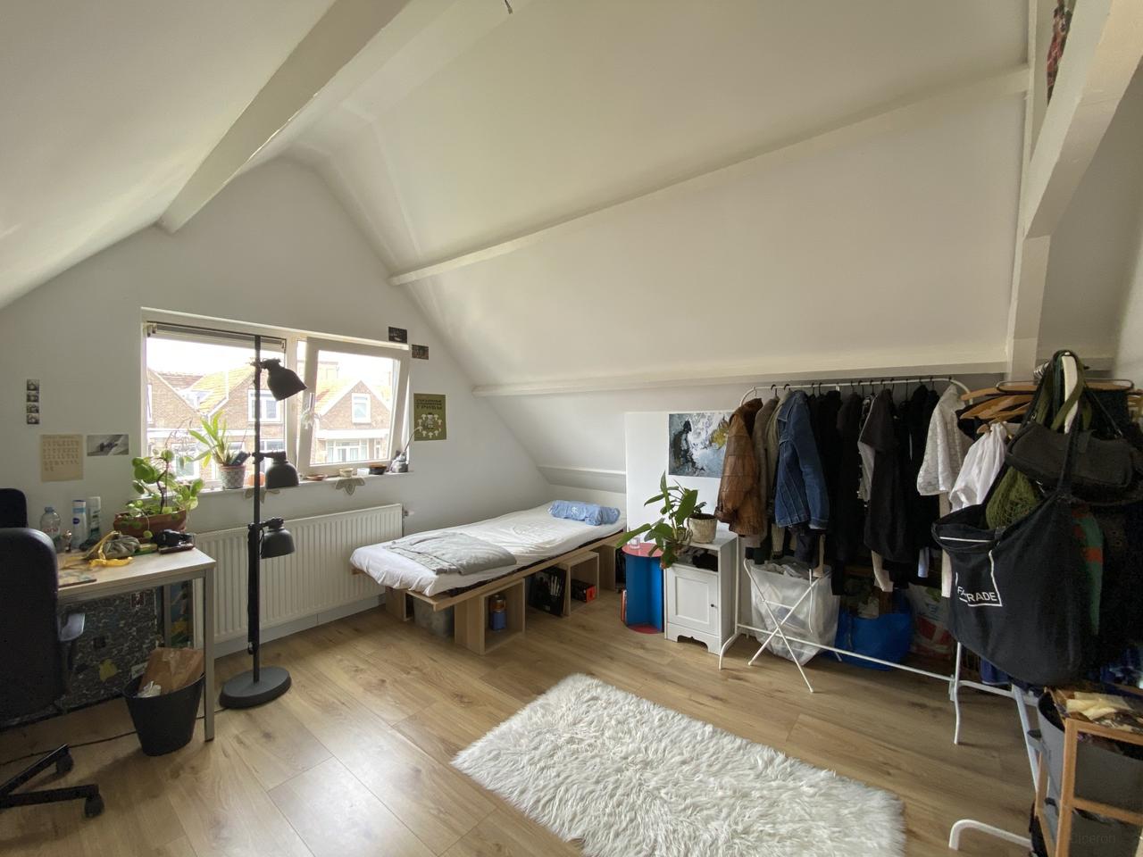 Licht dubbel bovenhuis met balkon - Afbeelding 10