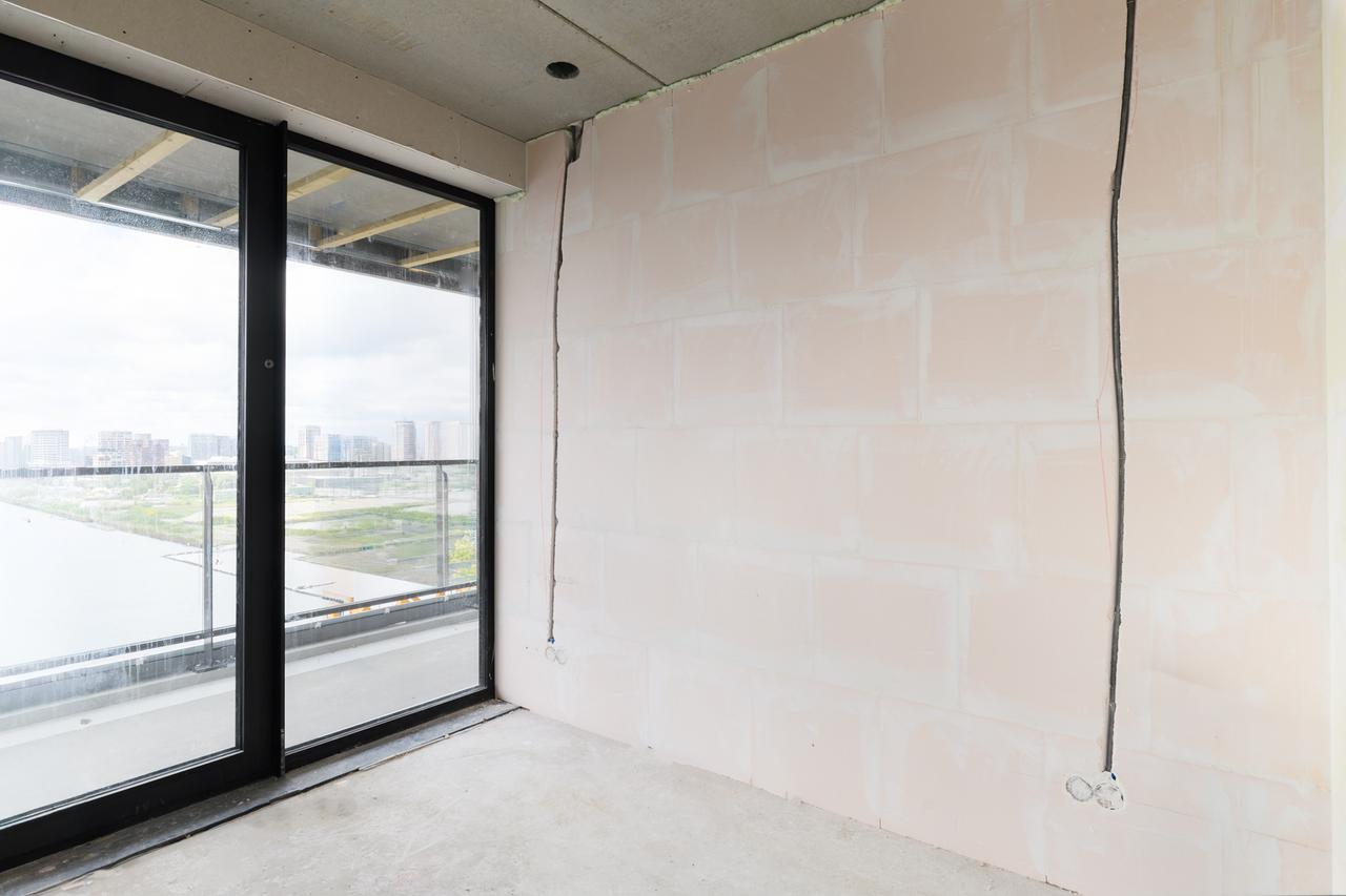 Uitzicht over het IJ vanaf de 11e verdieping - Afbeelding 13