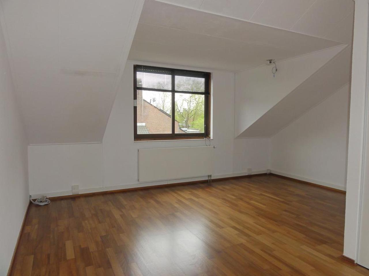 Huis aan het water met garage in Leiden - Afbeelding 22