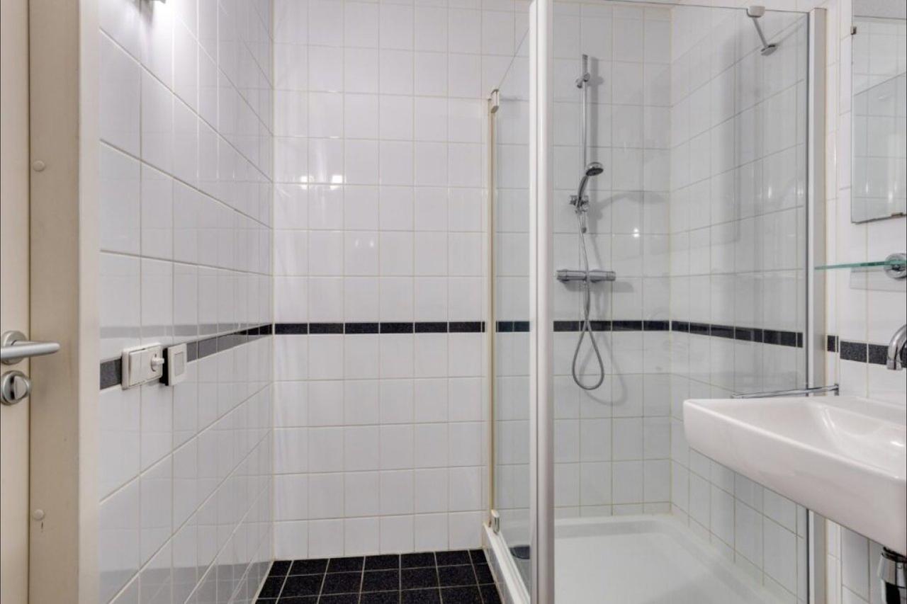 Bright 3-room apartment in Oostelijk Havengebied - Image 6