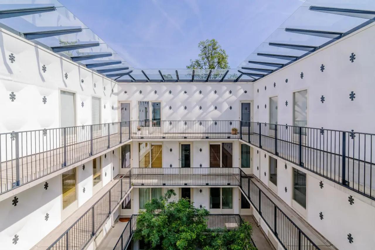 81 m² with balcony in Czaar Peterbuurt - Image 2