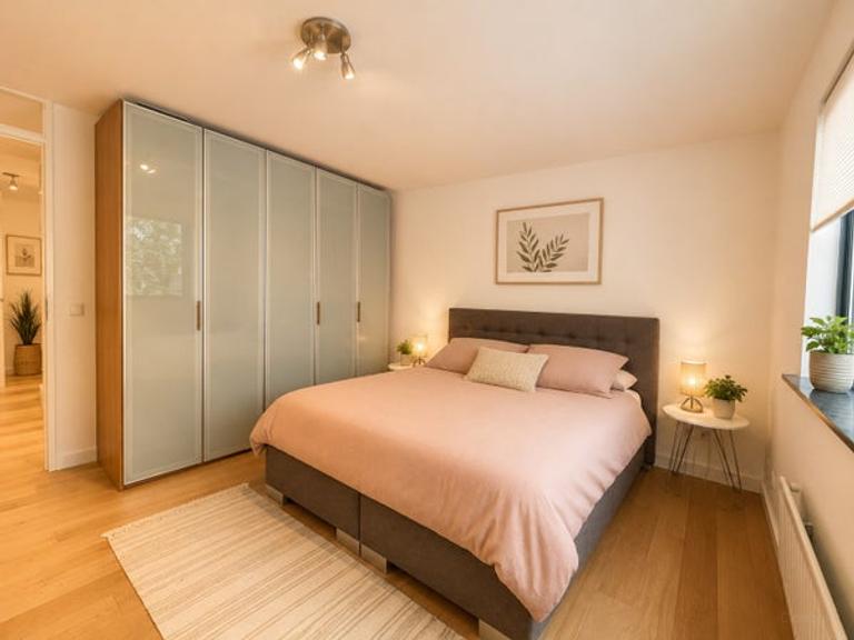 Gemeubileerd 3-kamerappartement met balkon - Afbeelding 5