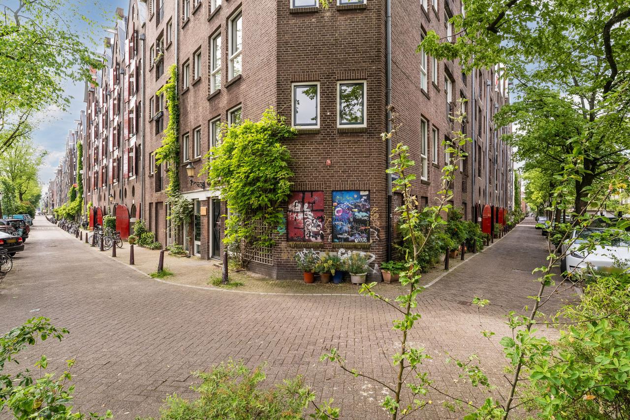 Bright 2-bedroom apartment on Brouwersgracht - Image 10